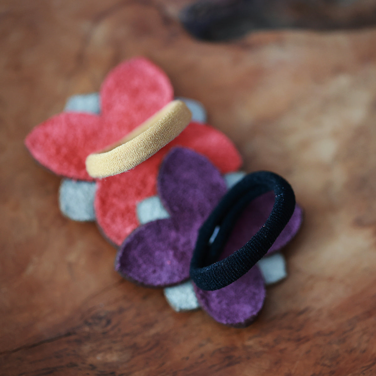 Set of two handmade hair ties with leather flowers – red-white and white-purple, elegant hair accessories, perfect gift